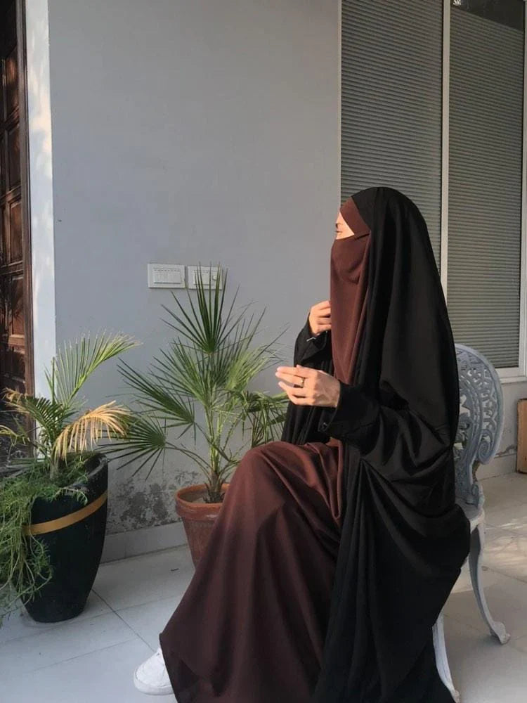 Elegant Irani Chadar